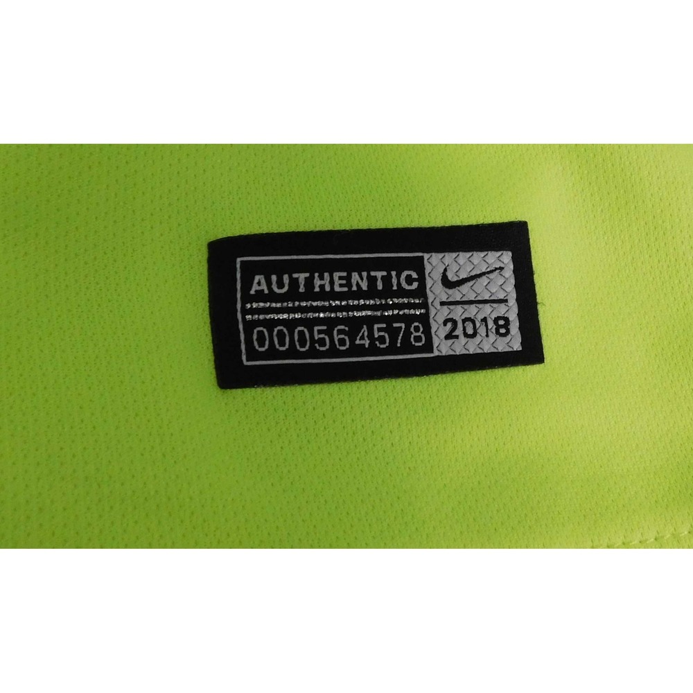 Nike Authentic FCB Rakutan 2018 FIFA Soccer‎ Jersey Size XL - Picture 6 of 8